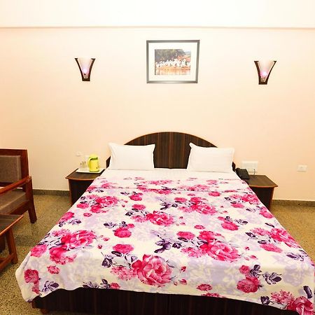 Geetanjali Hotel & Motel Bharatpur Eksteriør bilde