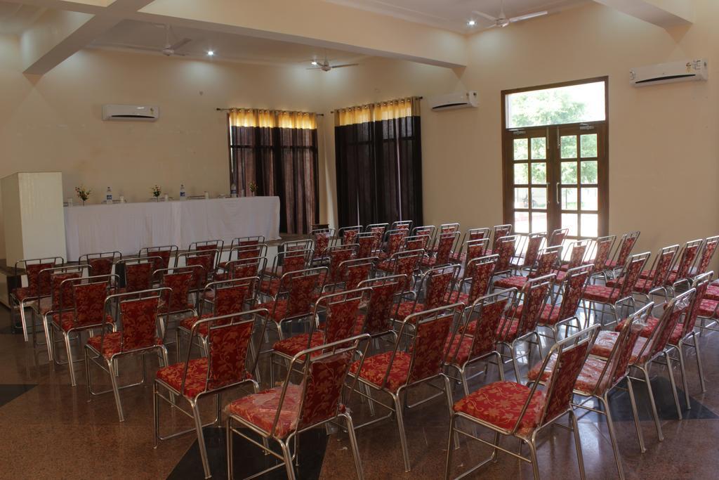 Geetanjali Hotel & Motel Bharatpur Eksteriør bilde