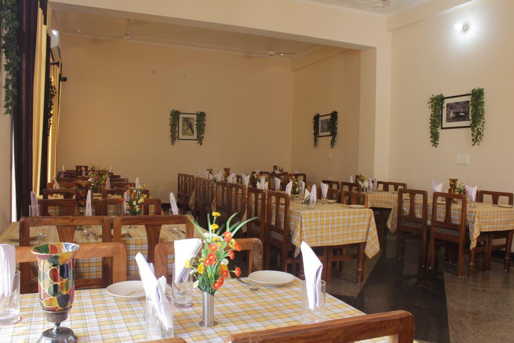 Geetanjali Hotel & Motel Bharatpur Eksteriør bilde
