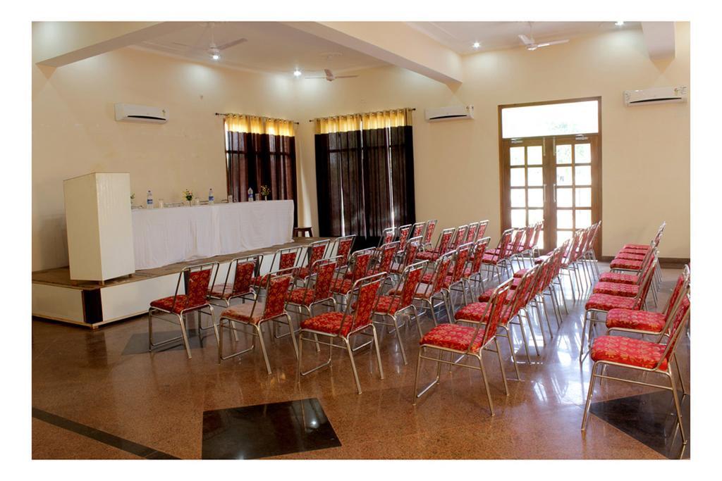 Geetanjali Hotel & Motel Bharatpur Eksteriør bilde
