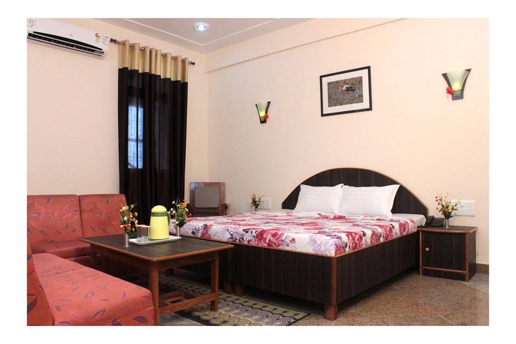 Geetanjali Hotel & Motel Bharatpur Rom bilde