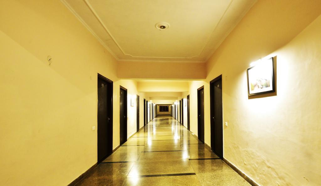 Geetanjali Hotel & Motel Bharatpur Eksteriør bilde