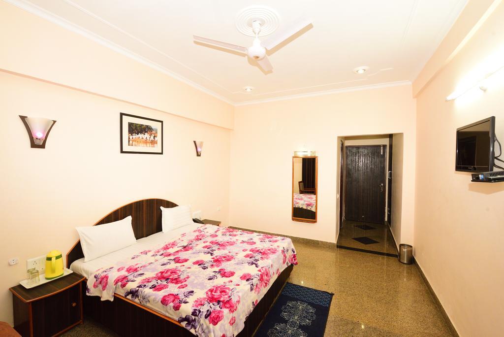 Geetanjali Hotel & Motel Bharatpur Eksteriør bilde
